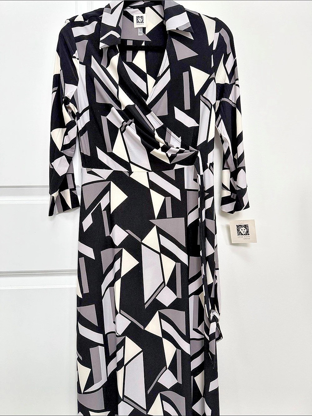 NEW Anne Klein Geo Print Wrap Dress Geometric Wrap Midi Dress in Black & White S